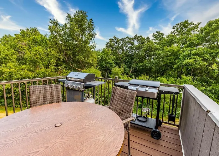 Fall Specials! Cozy King Beds, Pool Access, Territory Amenities, Fireplace, Great Location In Territory On Hébergement de vacances *